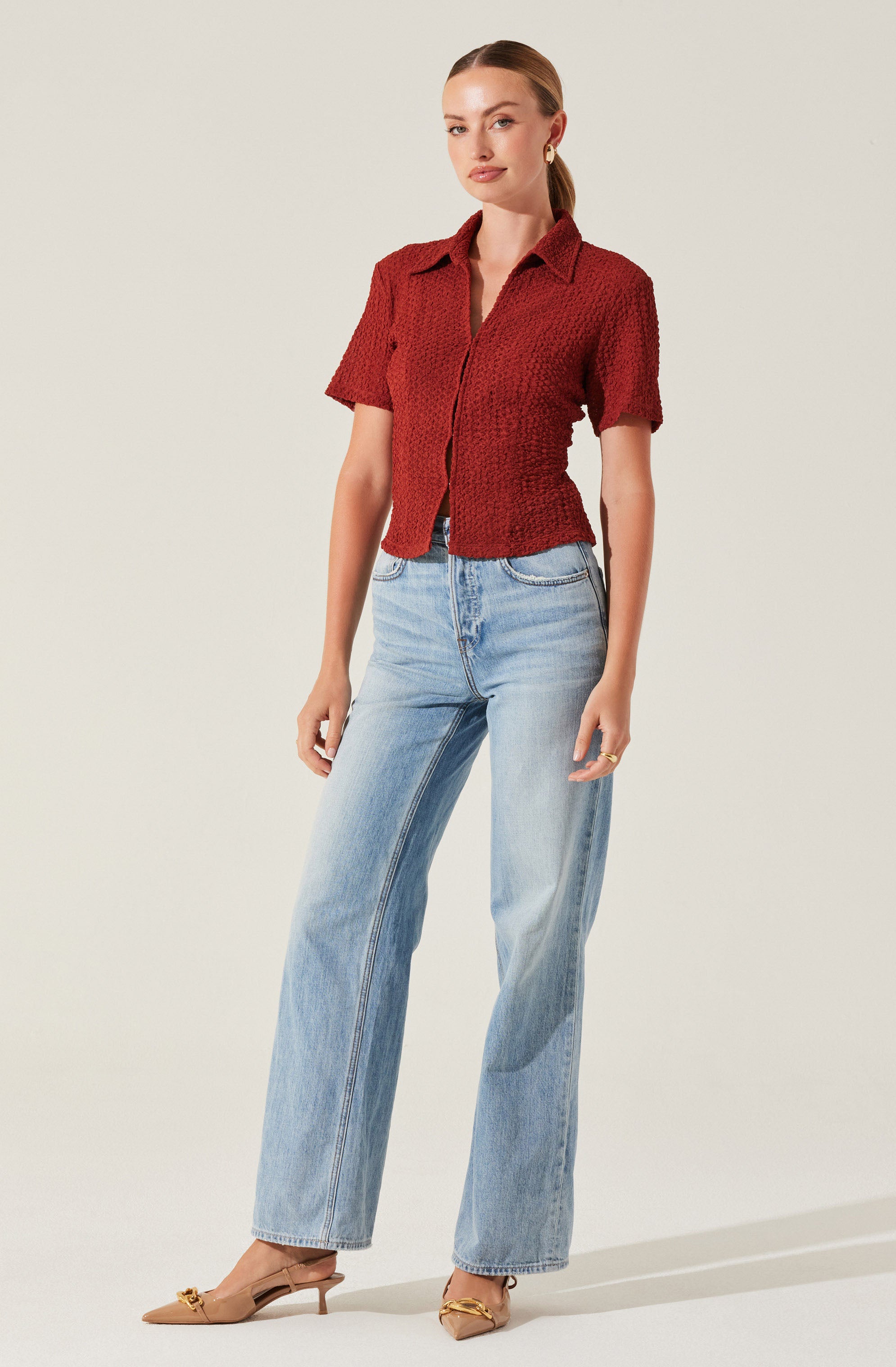 Textured Collared Hook-Closure Top-Aljck