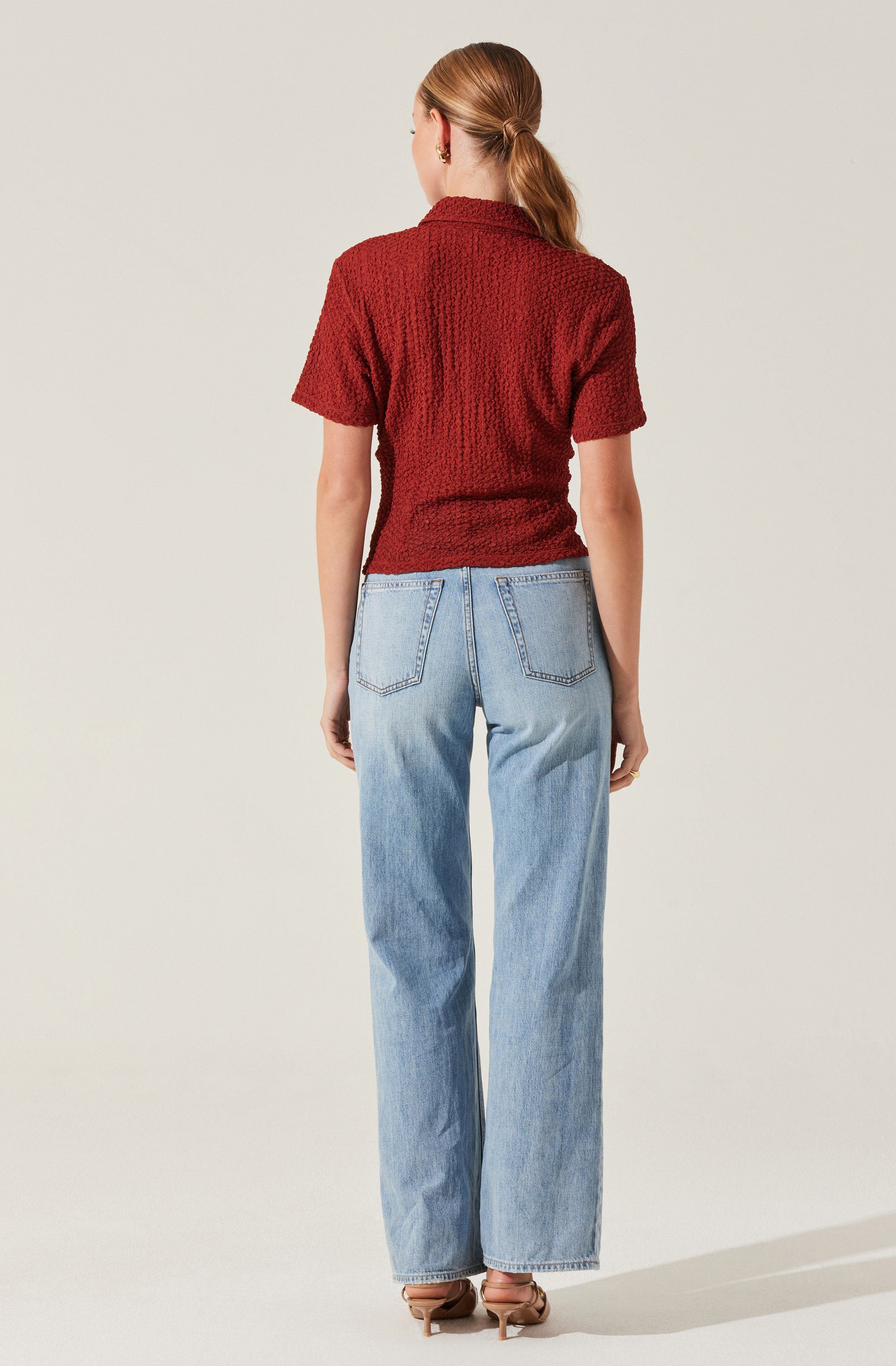 Textured Collared Hook-Closure Top-Aljck