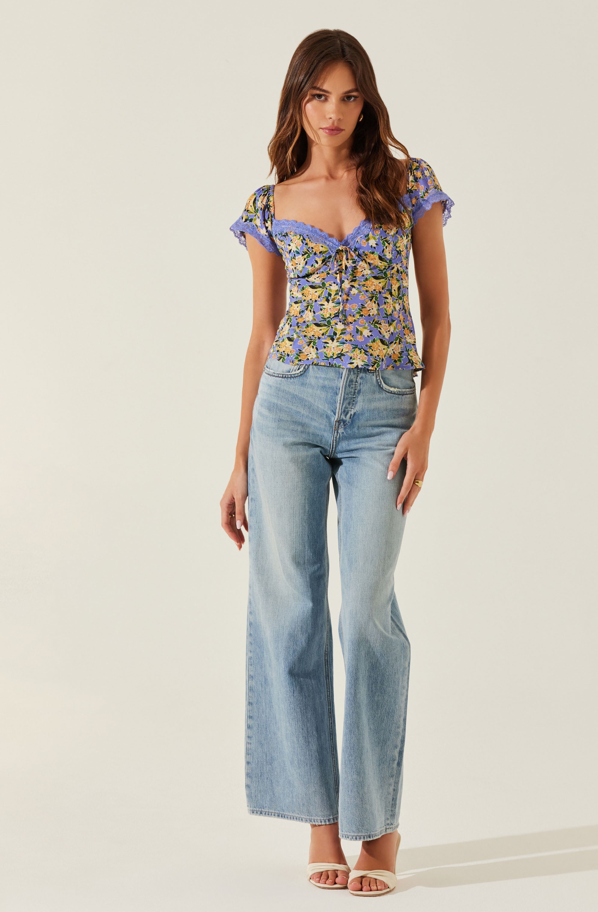 Floral Lace Trim Top-Aljck