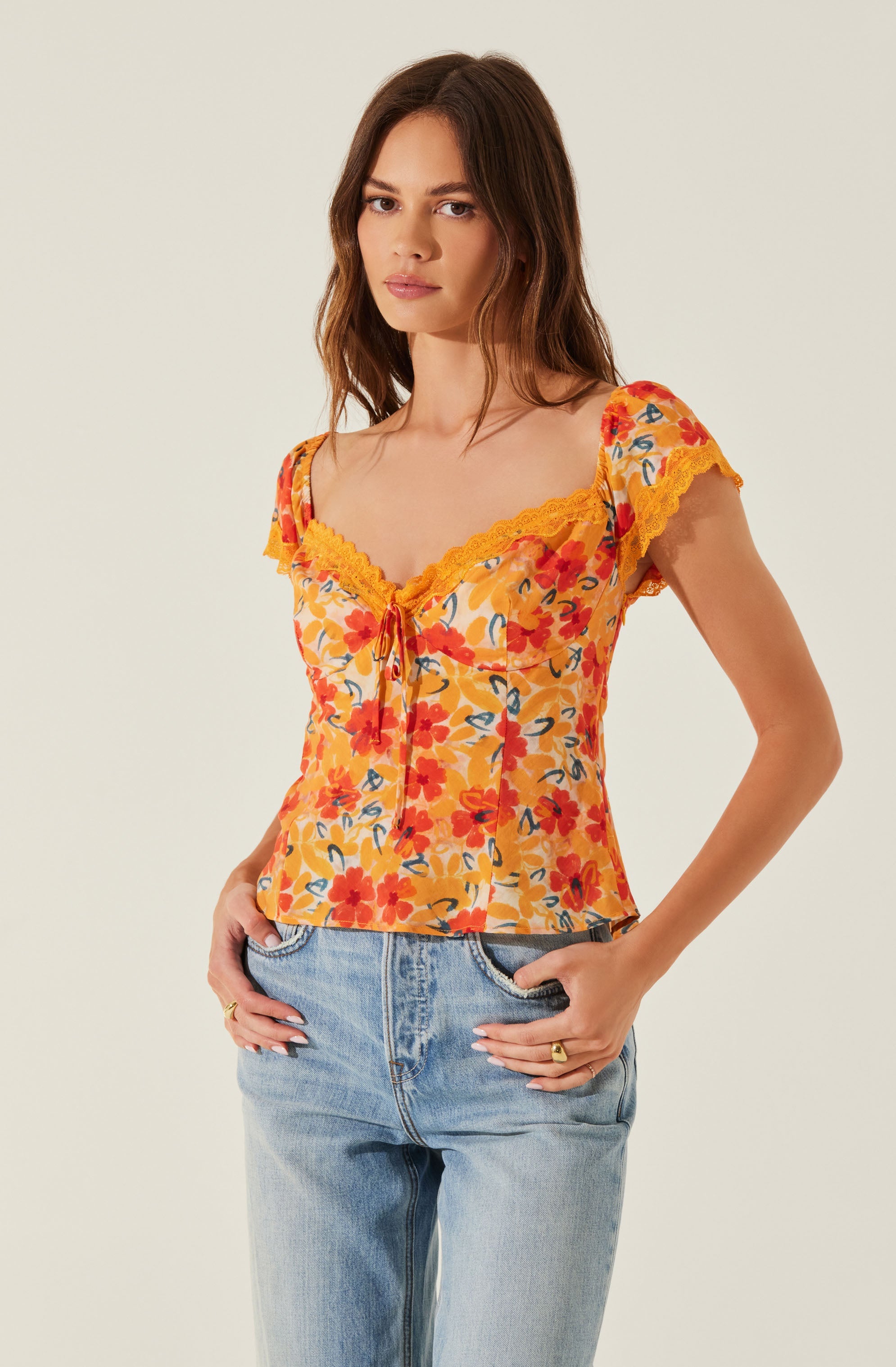 Floral Lace Trim Top-Aljck