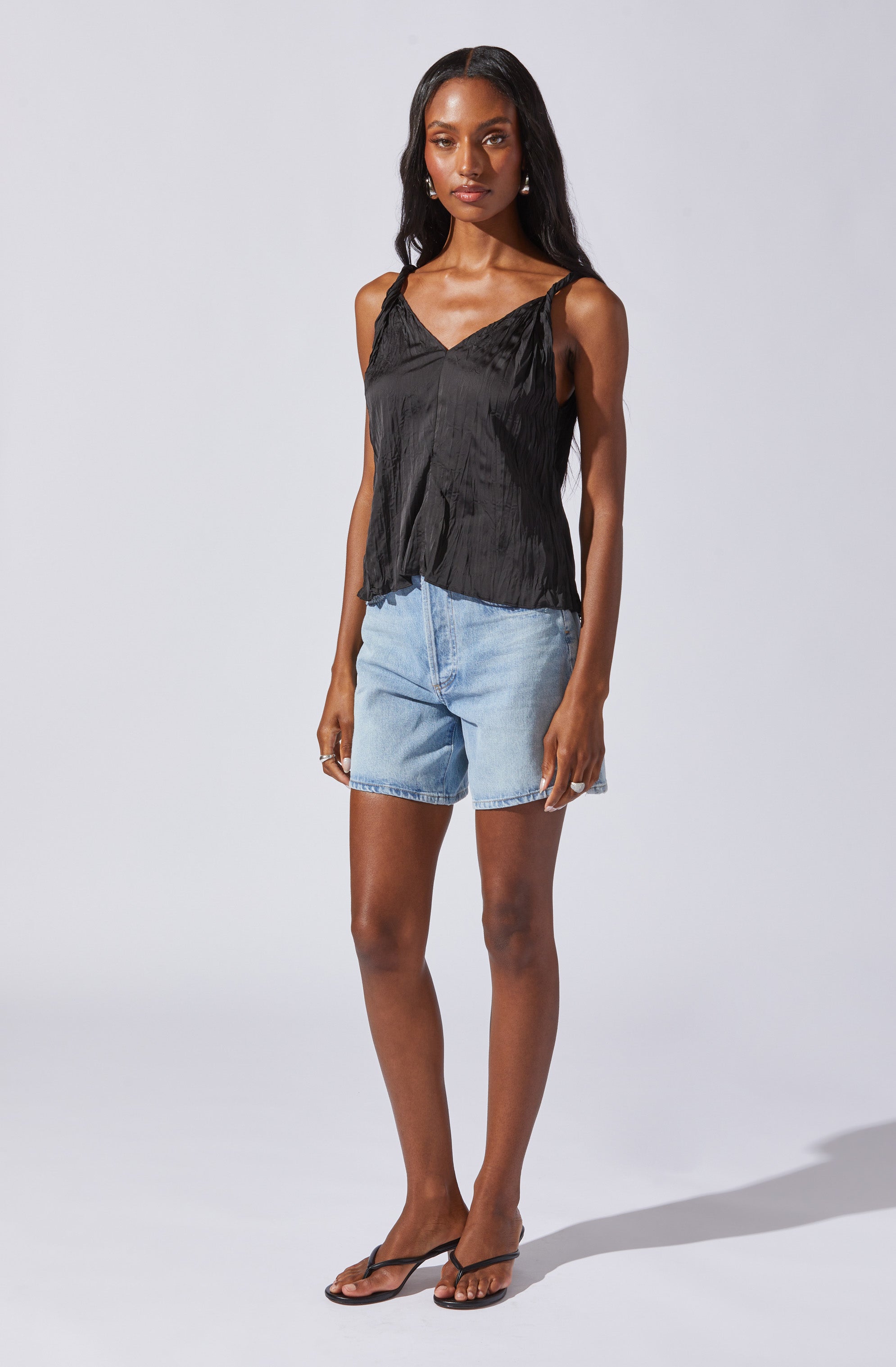 Plisse V-Neck Tank Top-Aljck