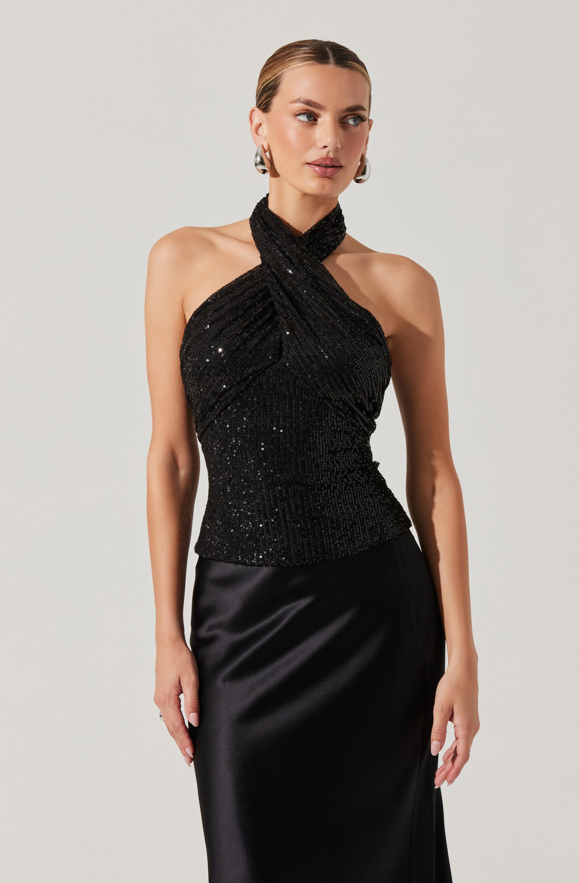 Sequin Crossover Halter Top-Aljck
