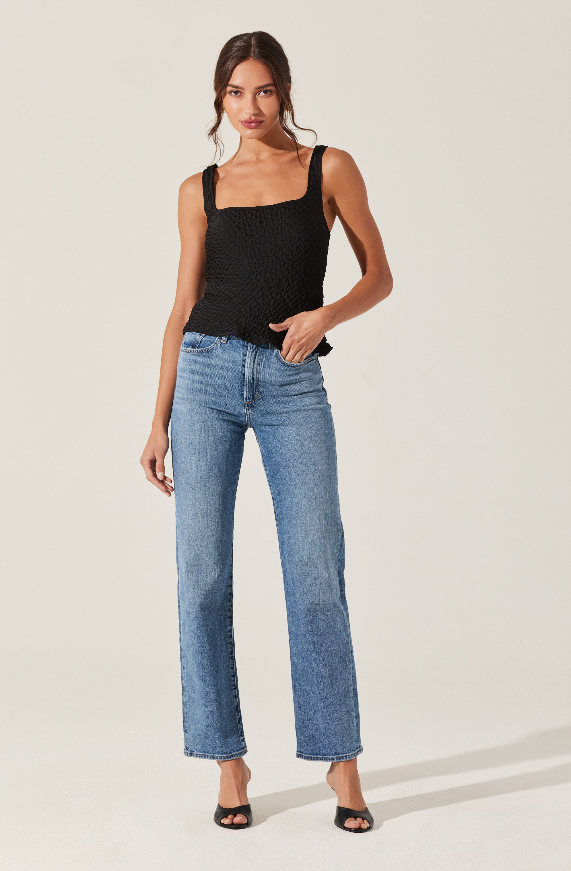 Textured Square Neck Tank Top-Aljck