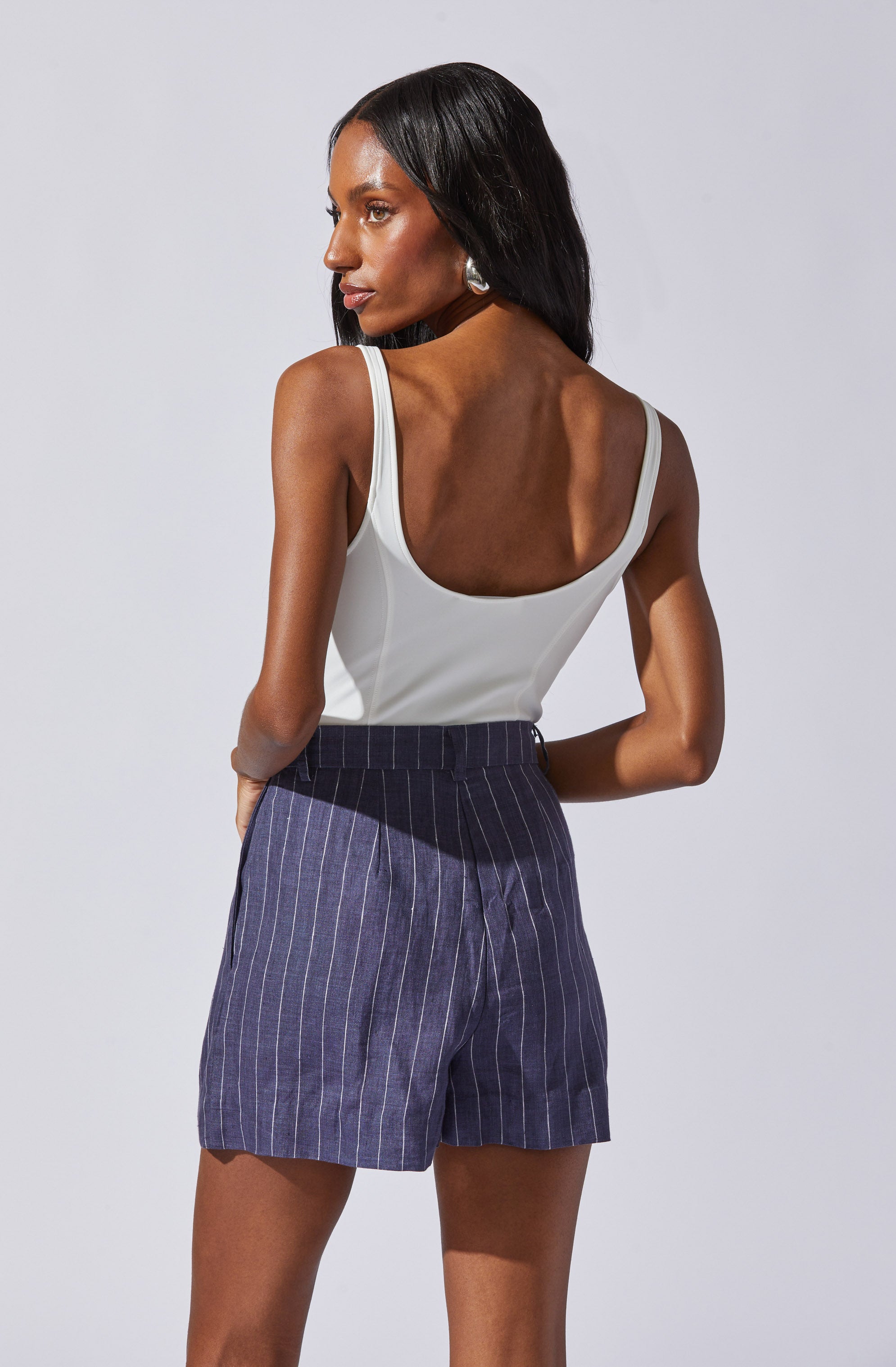 U-Bar Sleeveless Bodysuit-Aljck