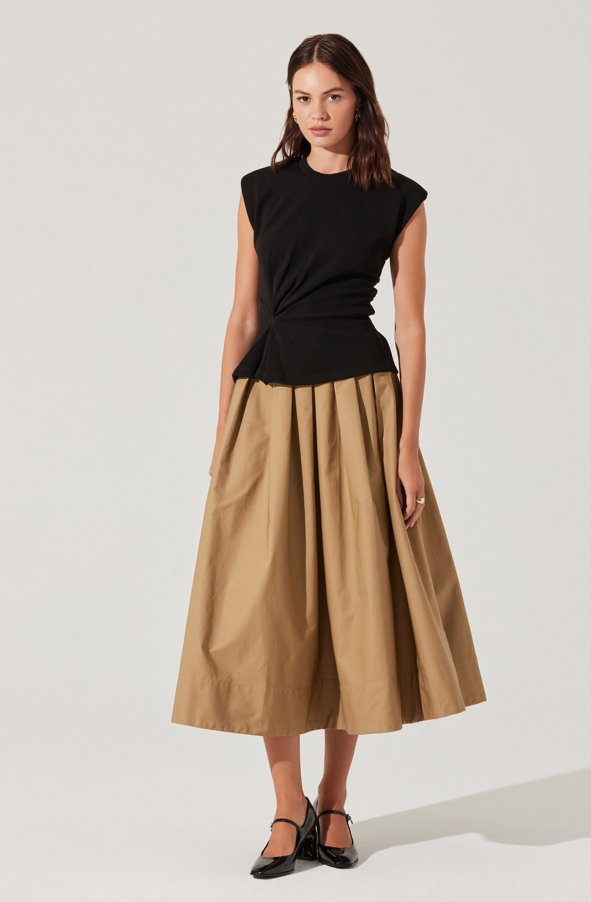 Cinched Waist Ribbed Knit Top-Aljck