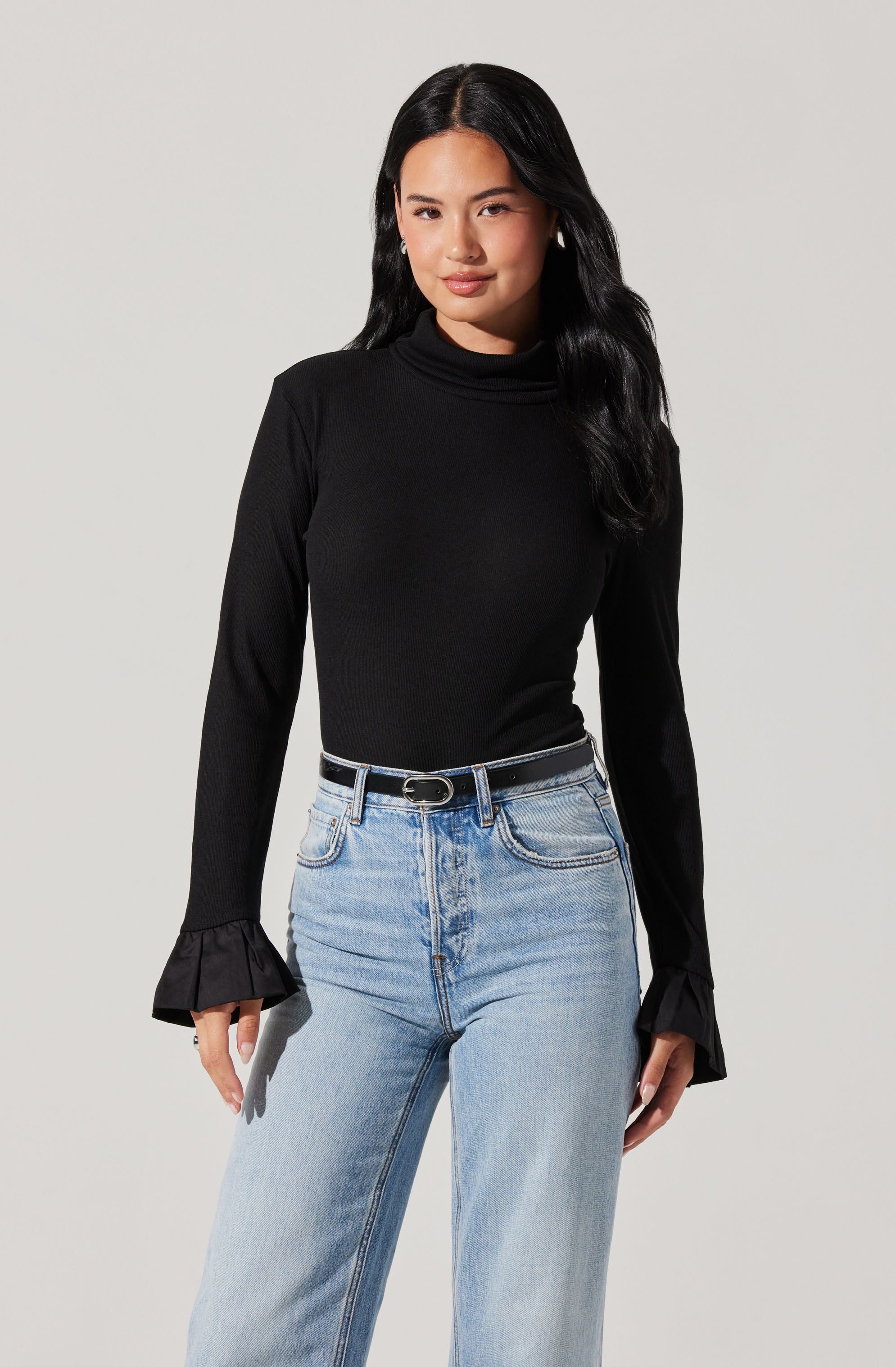 Flare Sleeve Ribbed Turtleneck-Aljck