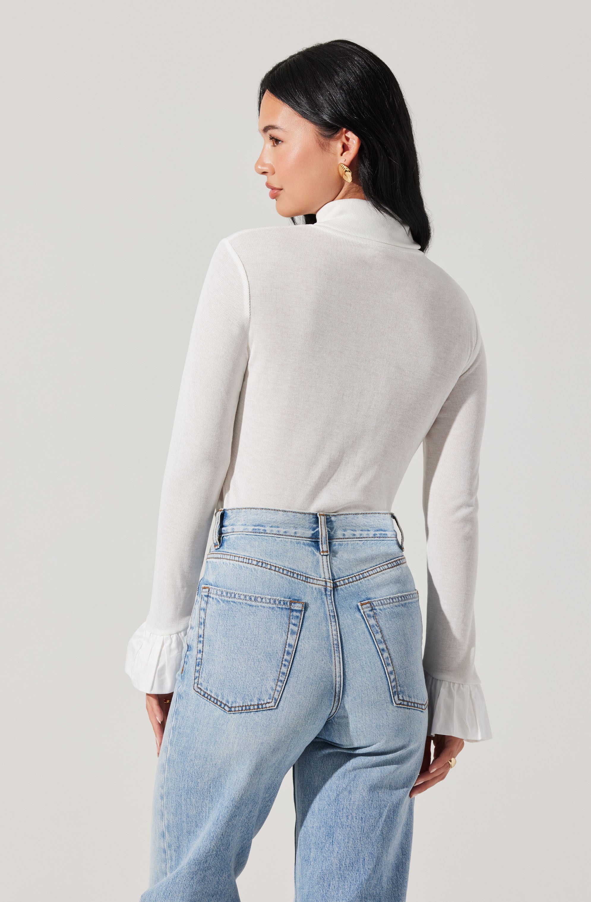 Flare Sleeve Ribbed Turtleneck-Aljck