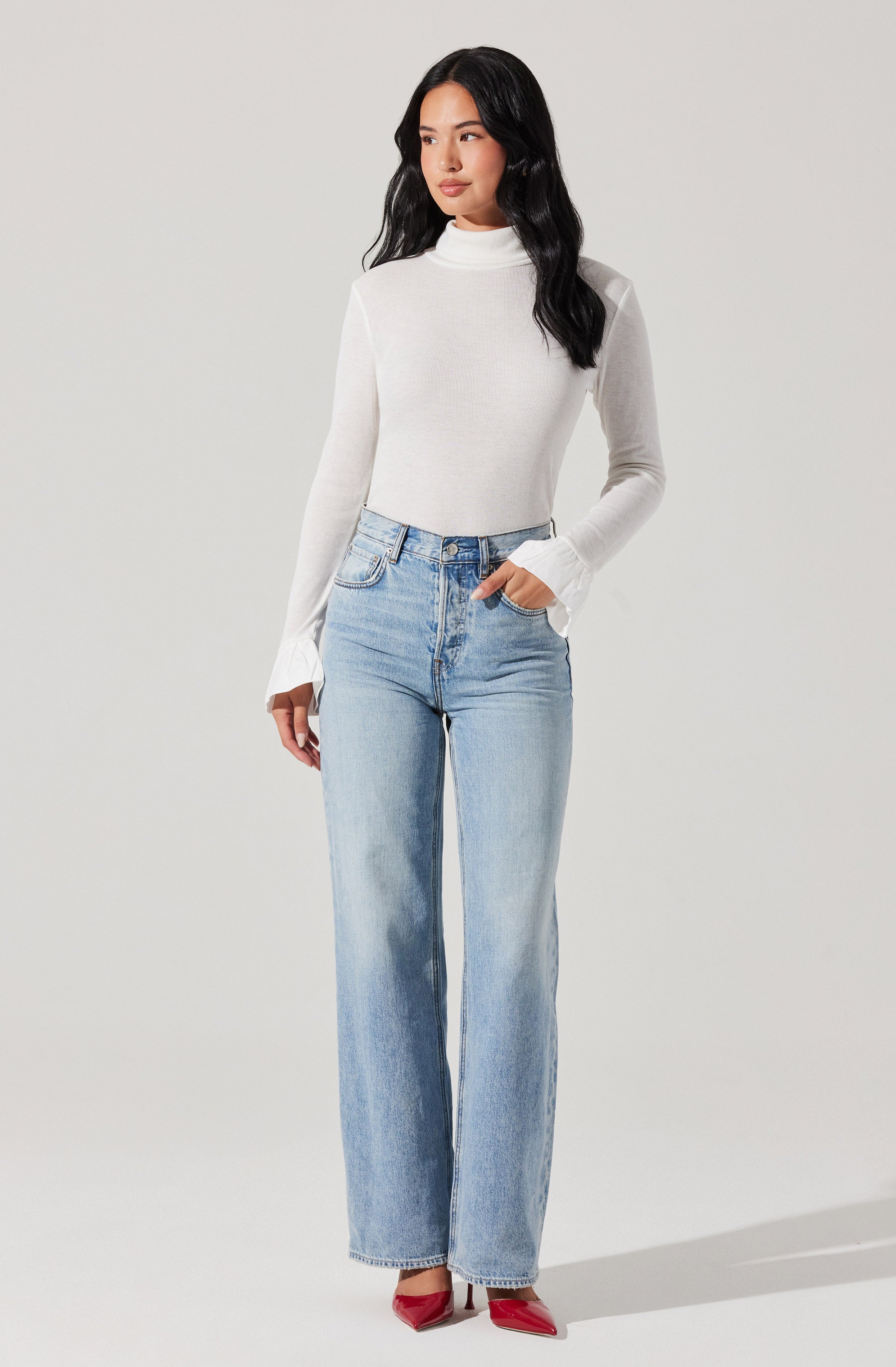 Flare Sleeve Ribbed Turtleneck-Aljck