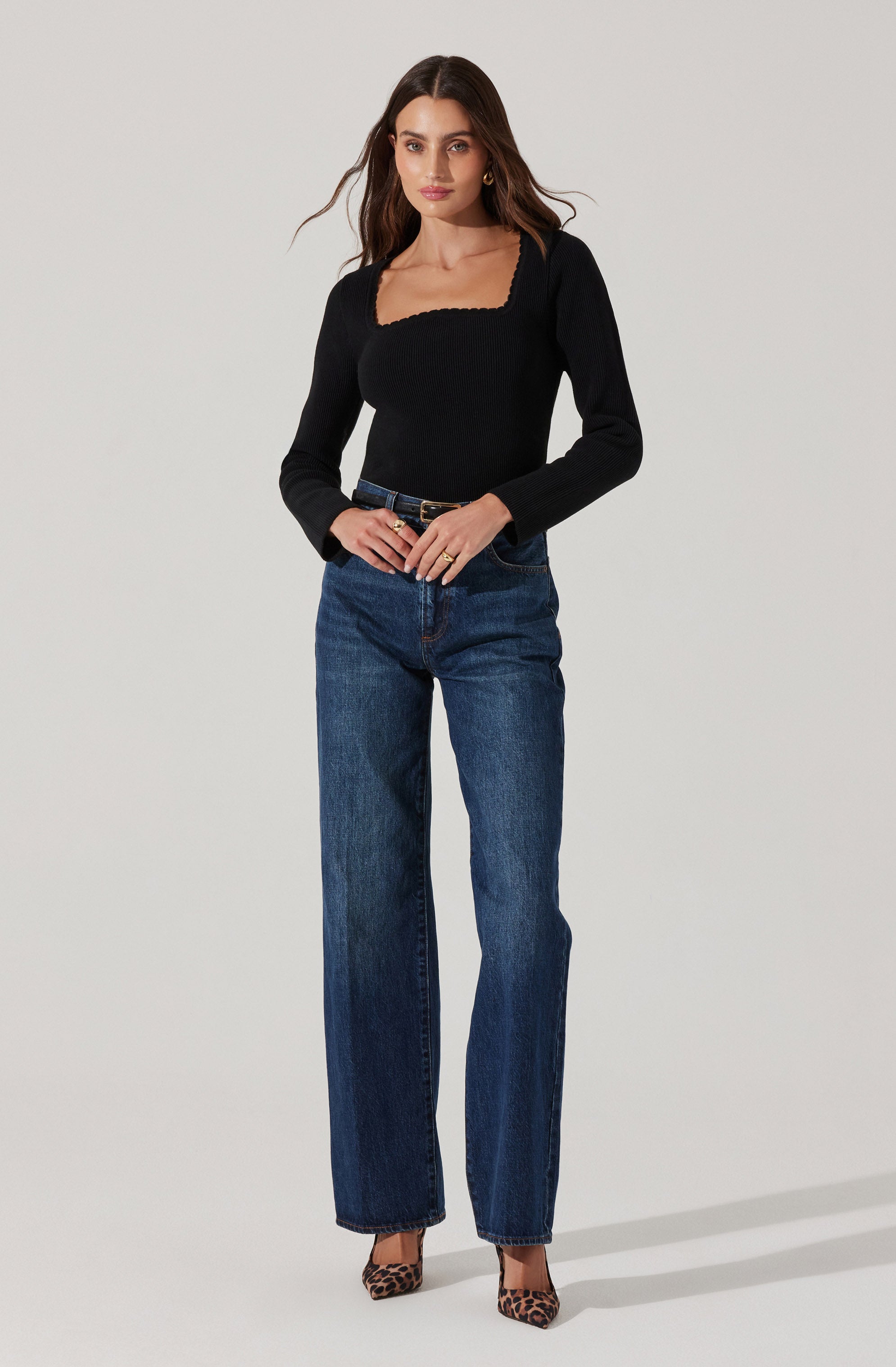 Scallop trim square neck top-Aljck