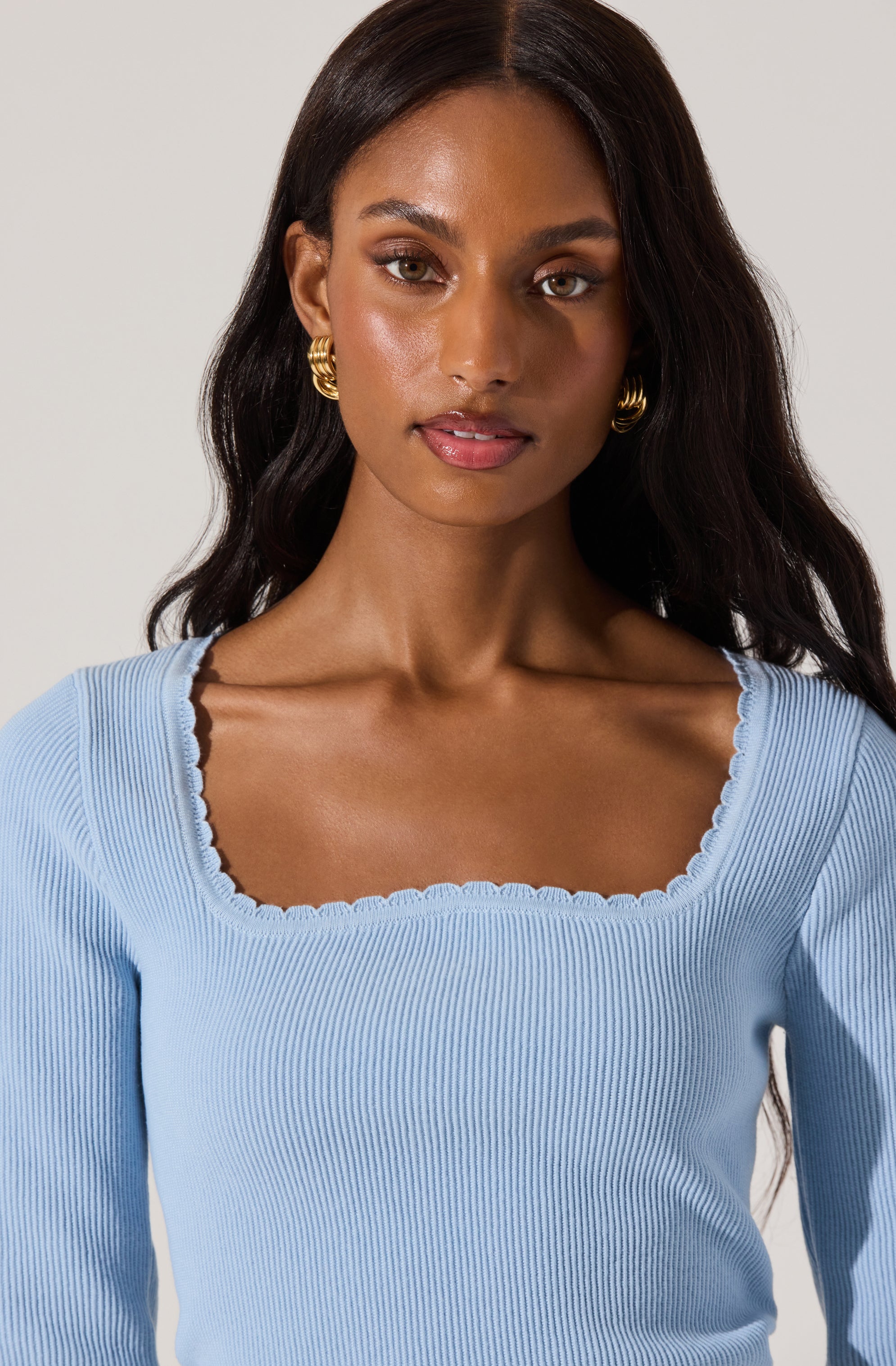 Scallop trim square neck top-Aljck