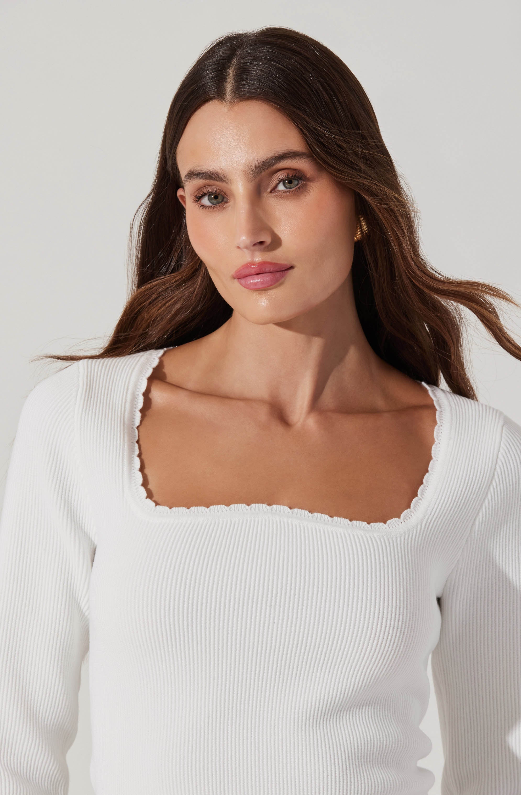 Scallop trim square neck top-Aljck