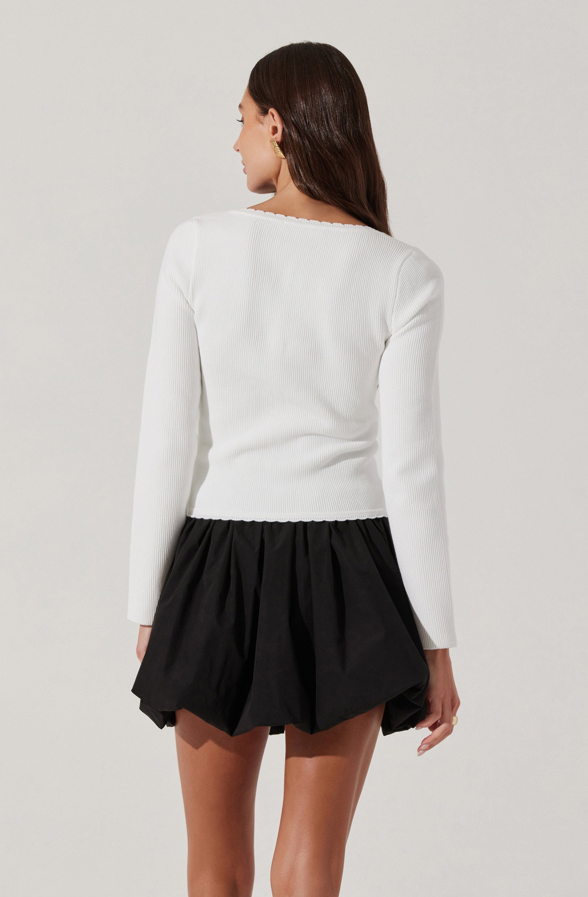 Scallop trim square neck top-Aljck