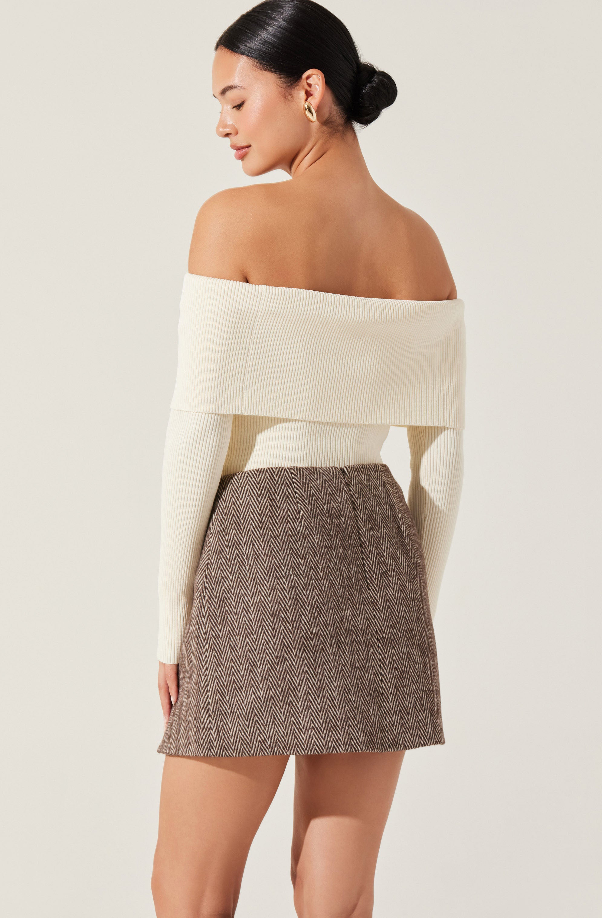 Foldover Ribbed Off Shoulder Sweater-Aljck