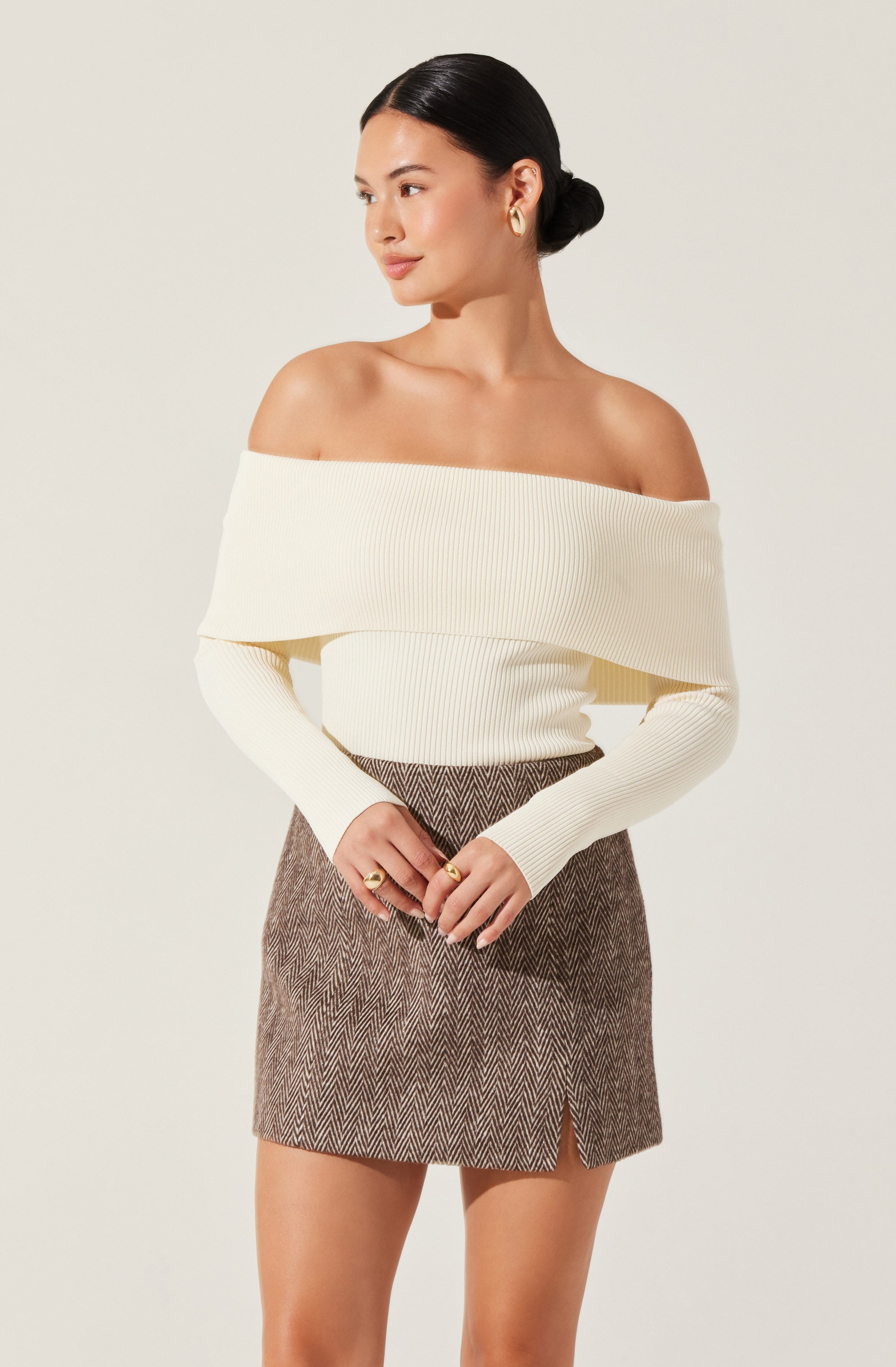 Foldover Ribbed Off Shoulder Sweater-Aljck