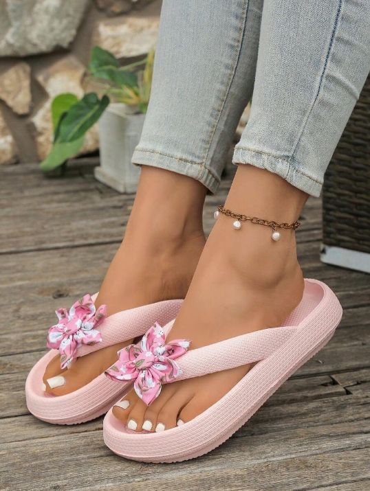 Summer Beach Vacation Sandals, Thick Sole Non-Slip Plastic Slippers, Minimalist Casual Flip Flops, DIY White Floral Decor Slides, Mother's Day Gift