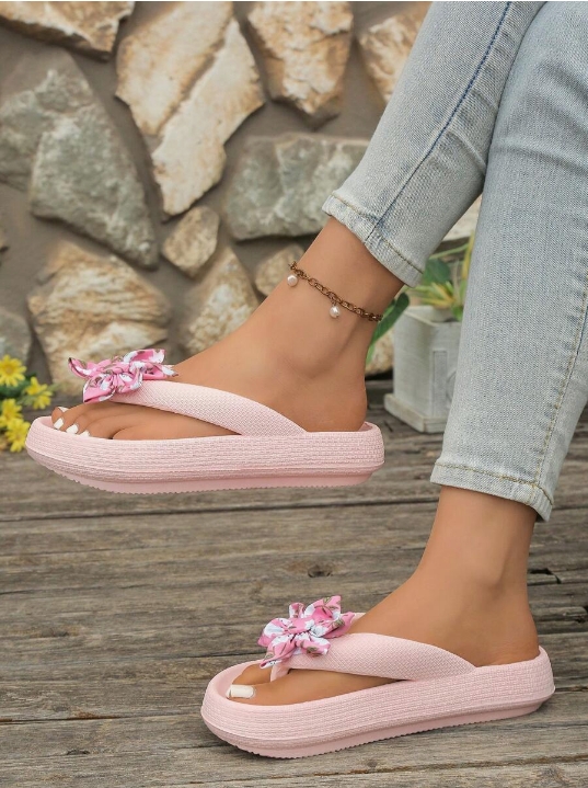 Summer Beach Vacation Sandals, Thick Sole Non-Slip Plastic Slippers, Minimalist Casual Flip Flops, DIY White Floral Decor Slides, Mother's Day Gift