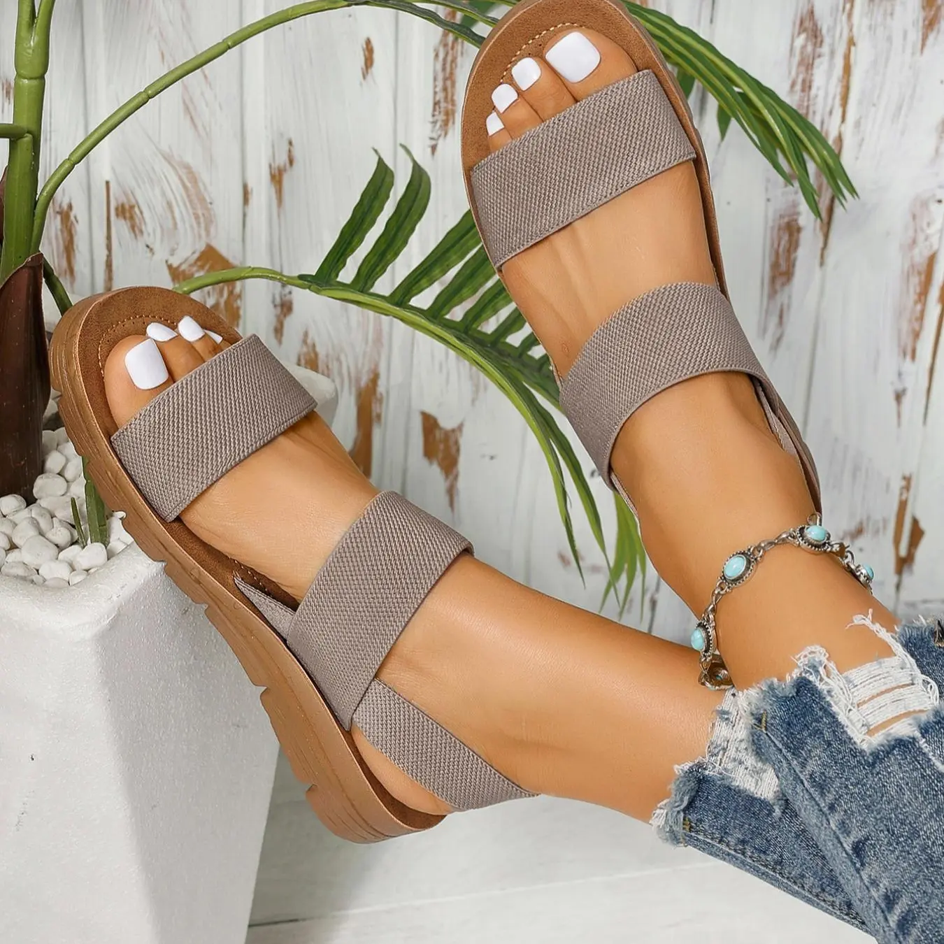 Women's Summer 2025 Fashion Slingback Sandals， Casual Comfort Sandals for Outdoor Beach Parties