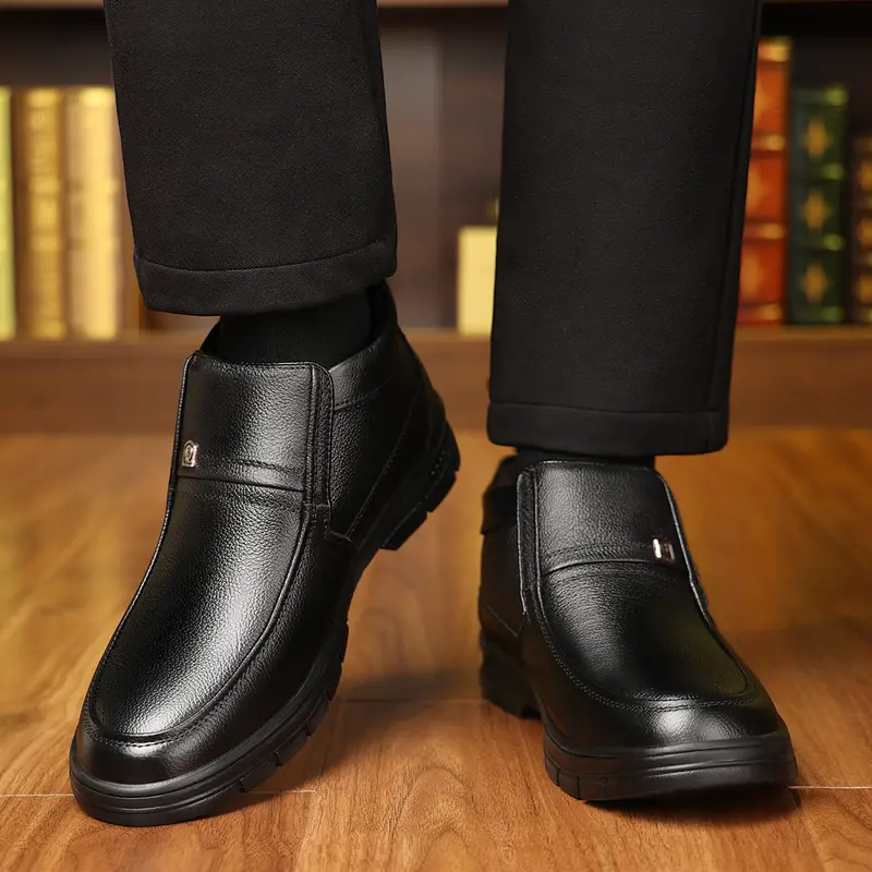 ⏰Last Day! 50% OFF 🔥Men's new top layer cowhide large size thickened warm cotton shoes snow boots high top boots