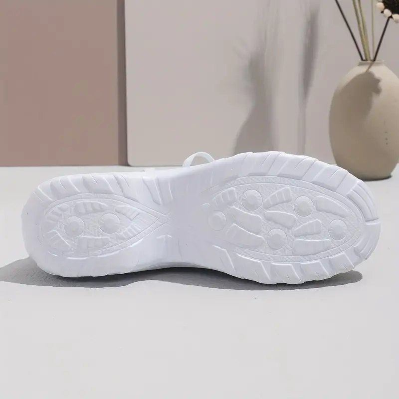 Women's lightweight canvas sneakers - comfortable high-top casual shoe with air cushioned sole and lace-up closure