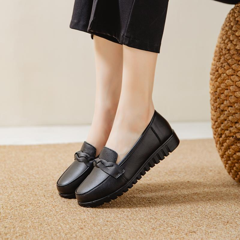 Women's Black Slip-On Work Flats with Braided Detail Non-Slip Comfort Sole Soft Cushioned Insole 