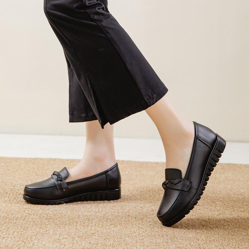 Women's Black Slip-On Work Flats with Braided Detail Non-Slip Comfort Sole Soft Cushioned Insole 