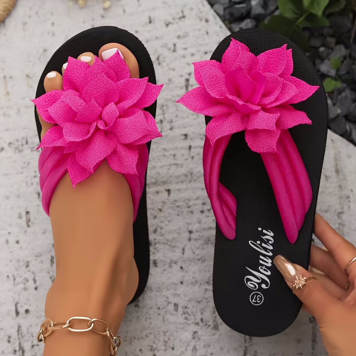 Wide-Fit Women'S Stylish Sandals with Floral Design, Casual Flip-Flops, Flat Beach Vacation Shoes