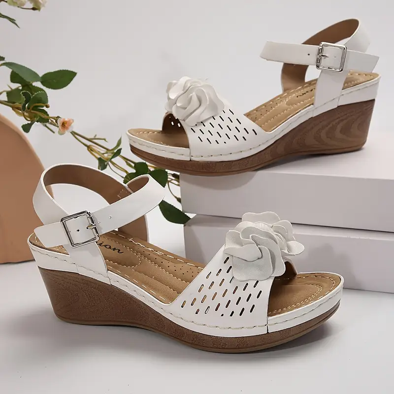 Women'S Summer Weddings & Parties Buckle Closure, Soft Synthetic Upper Comfortable High Heel Waterproof Sandals