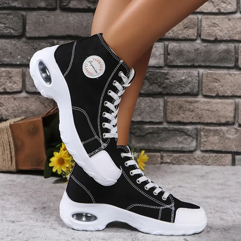 Women's lightweight canvas sneakers - comfortable high-top casual shoe with air cushioned sole and lace-up closure