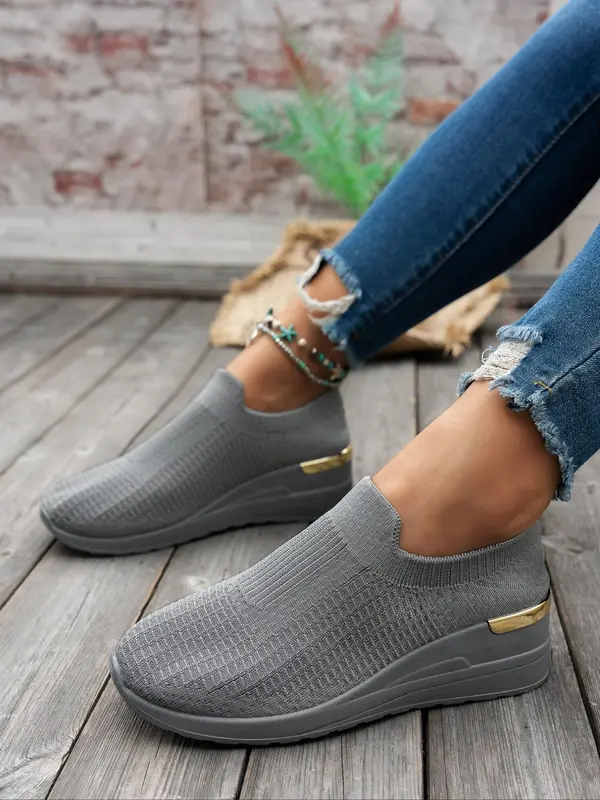 Women's Mesh Breathable Lightweight Orhtopedic Running Shoes