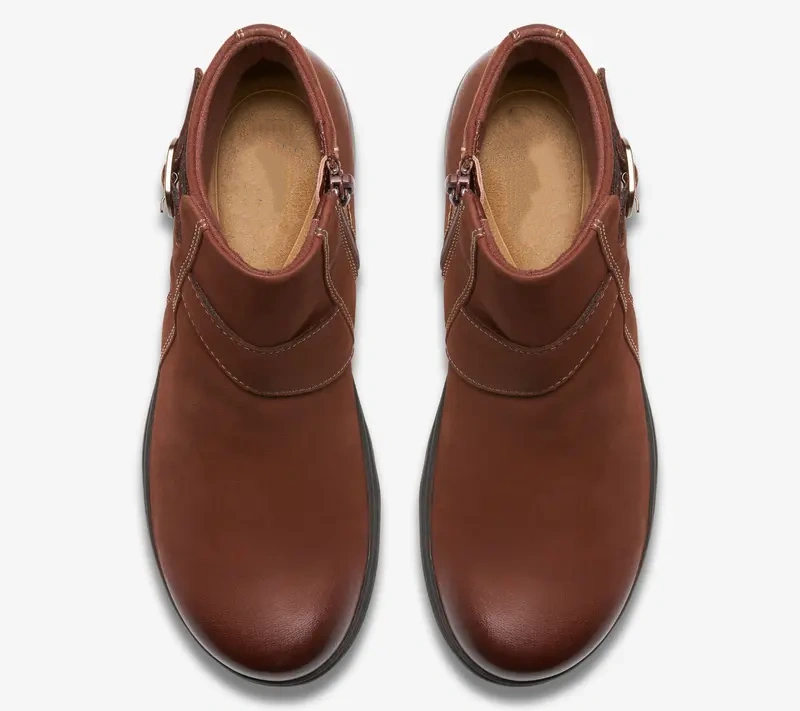 🔥Last Day 60% OFF - Stylish Women's Water Repellent Leather Boots