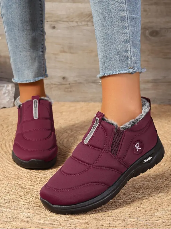 Women's Solid Color Plush Lining Round Toe Snow Boots