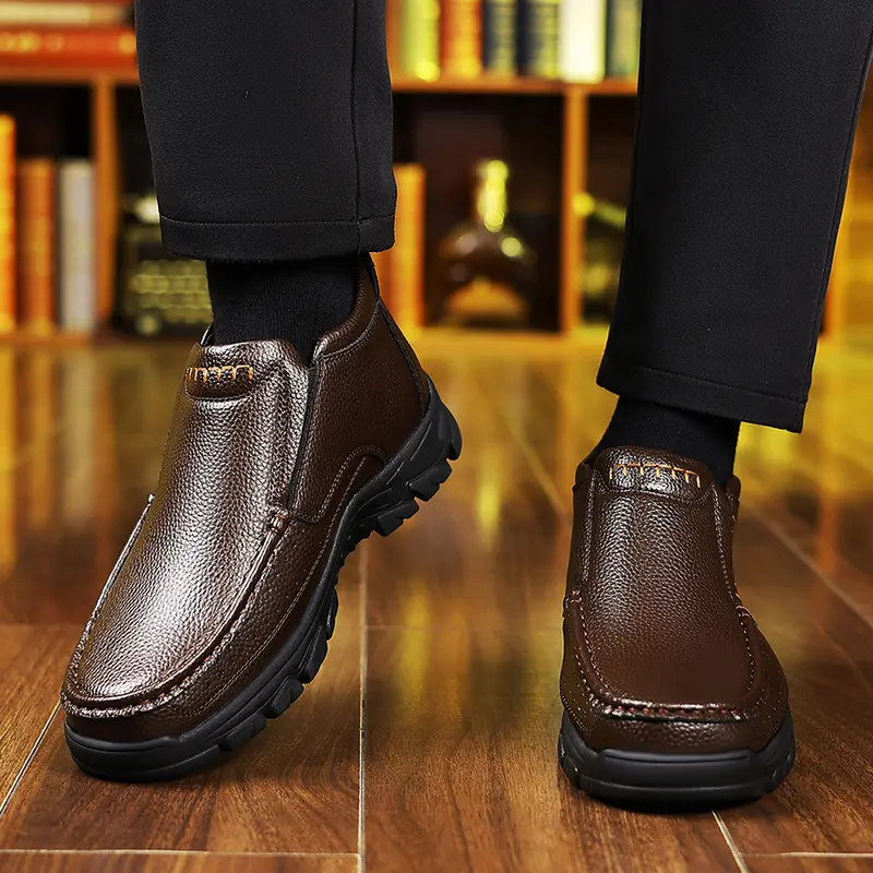 Autumn And Winter New Men's High-top Slip-on Casual Leather Shoes Thick Sole Non-slip Business Casual Shoes