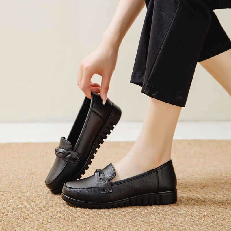 Women's Black Slip-On Work Flats with Braided Detail Non-Slip Comfort Sole Soft Cushioned Insole 