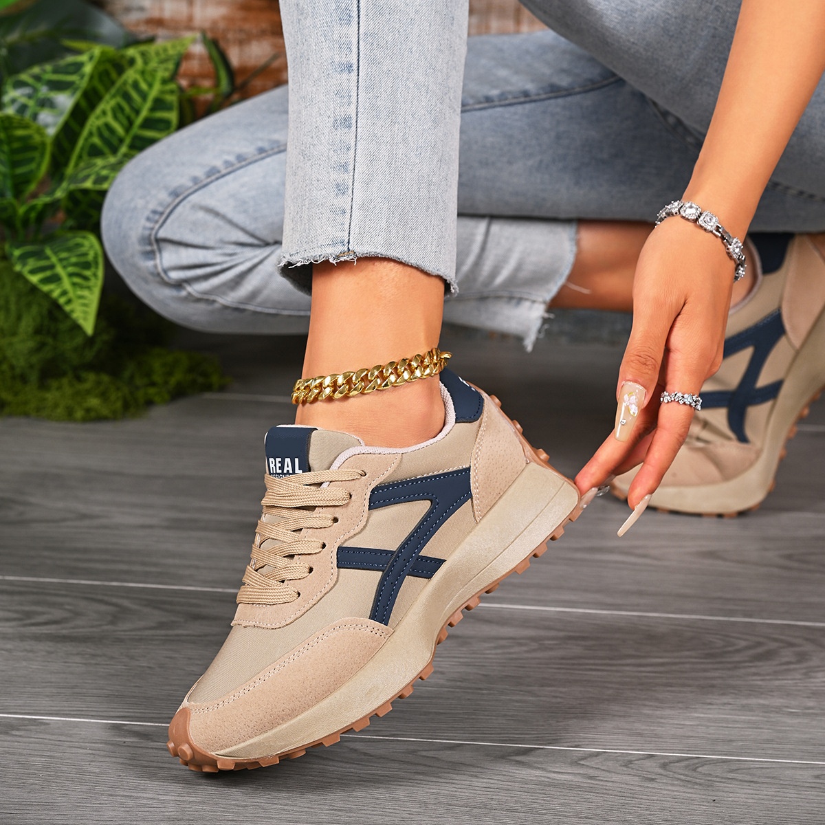 Women's Sporty Thick Sole Low-Top Shoes, Fashion Casual Breathable Round Toe Lace-Up Shoes