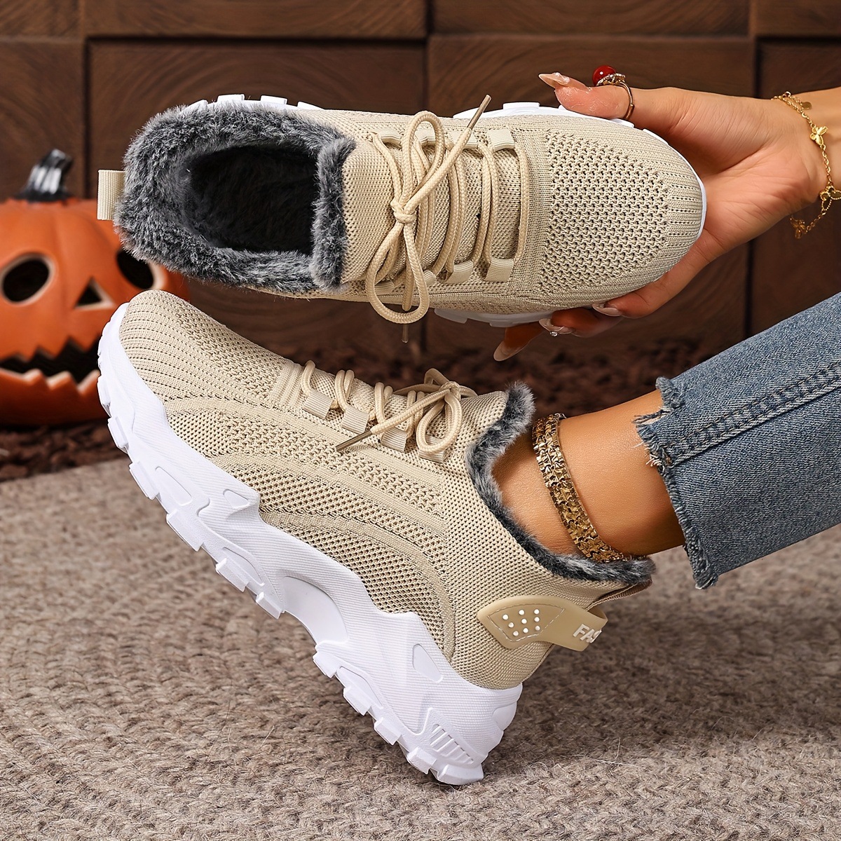 Women's plush cotton sneakers