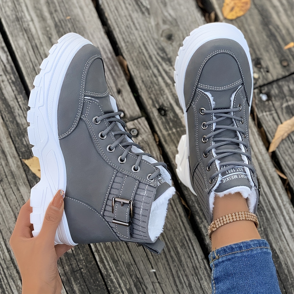 🔥Last Day Promotion 50% OFF - Women's Winter Velvet Warm Snow Boots