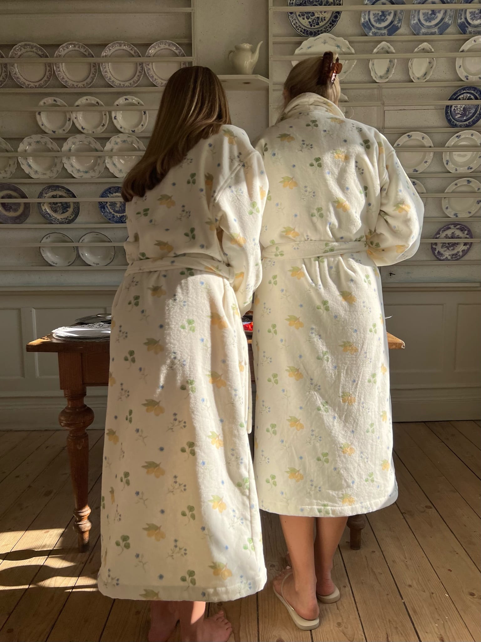 Yellow Bloom Light Flower Robe  