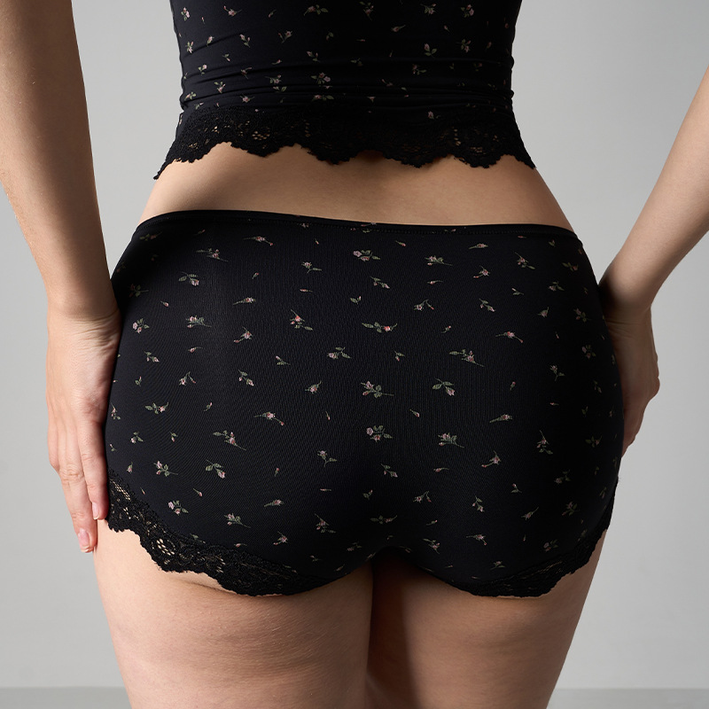 Lace Triangle Cami Rosebud Print Set