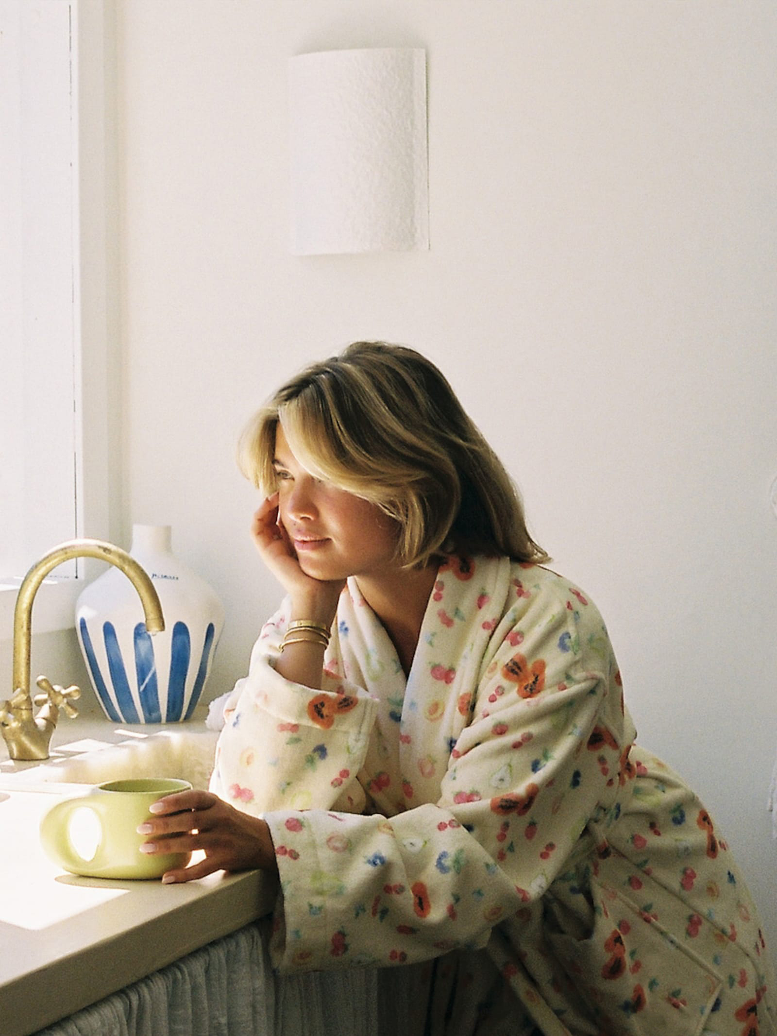 Variety of Fruits Yellow Robe 