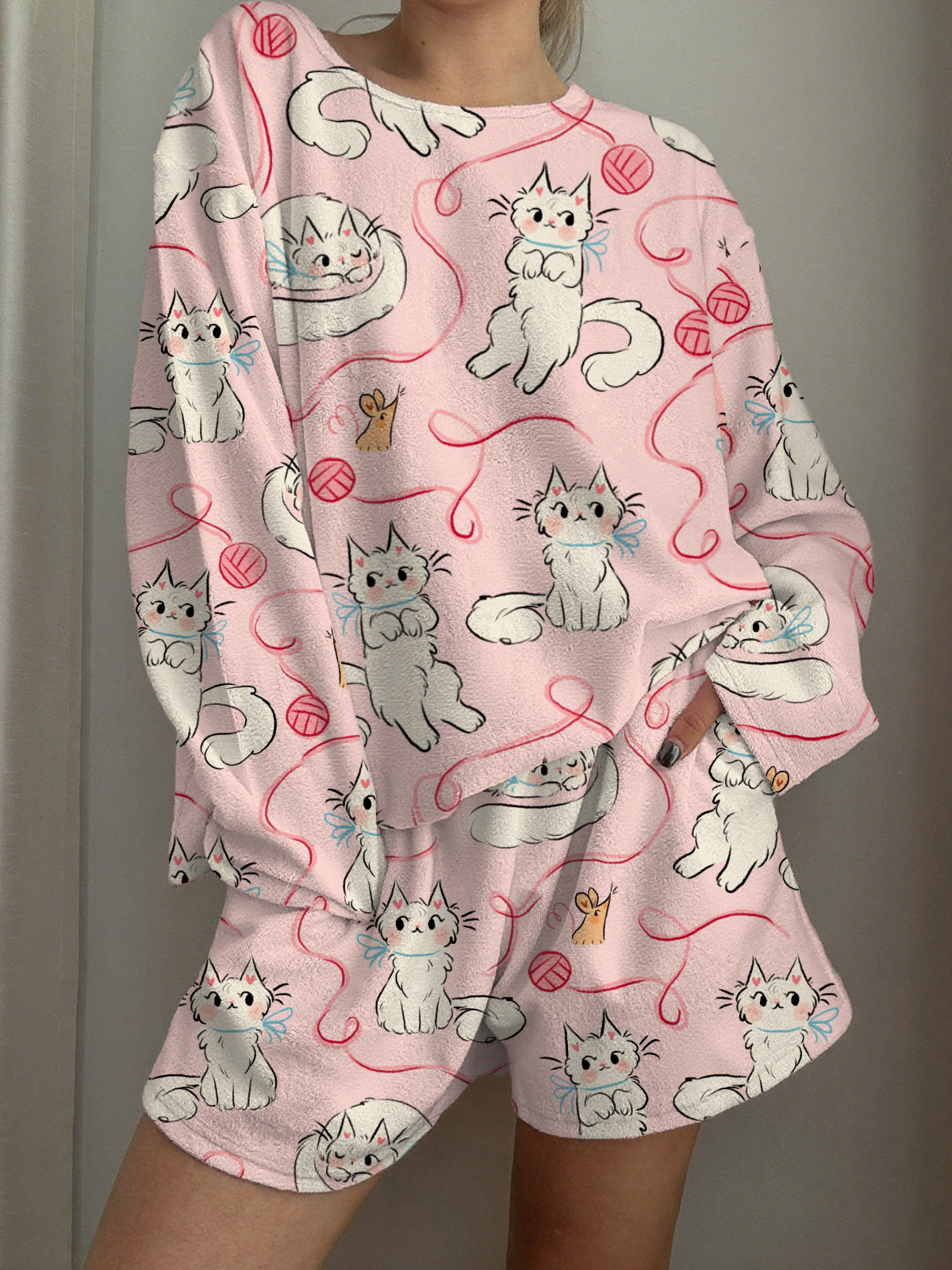 Playing Kittens Printed Long-Sleeved Shorts Loungewear Set
