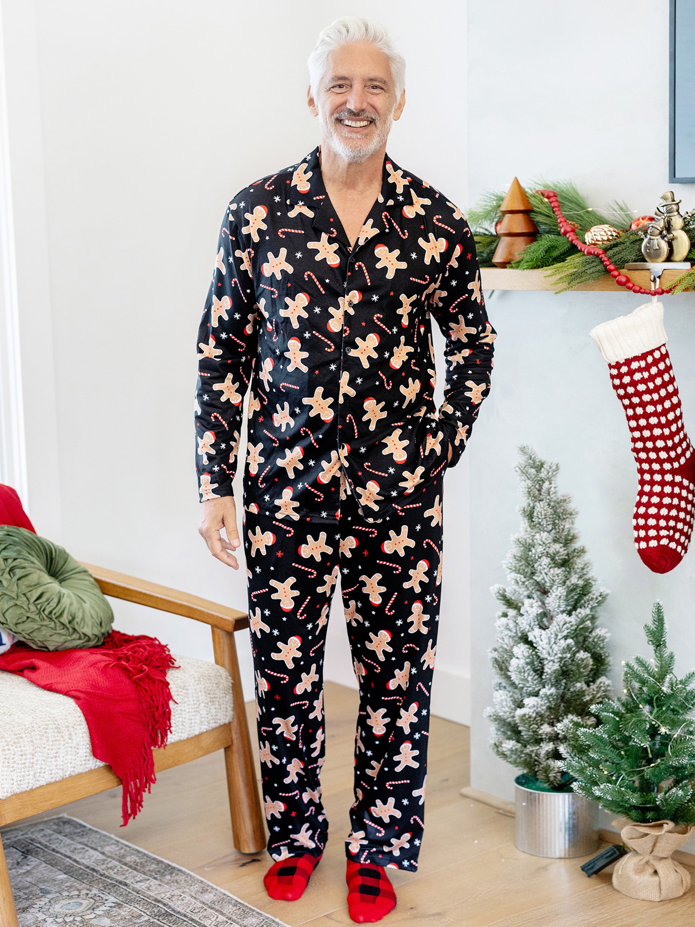 Christmas Matching Family Pajamas Set Gingerbread Print Black PJS