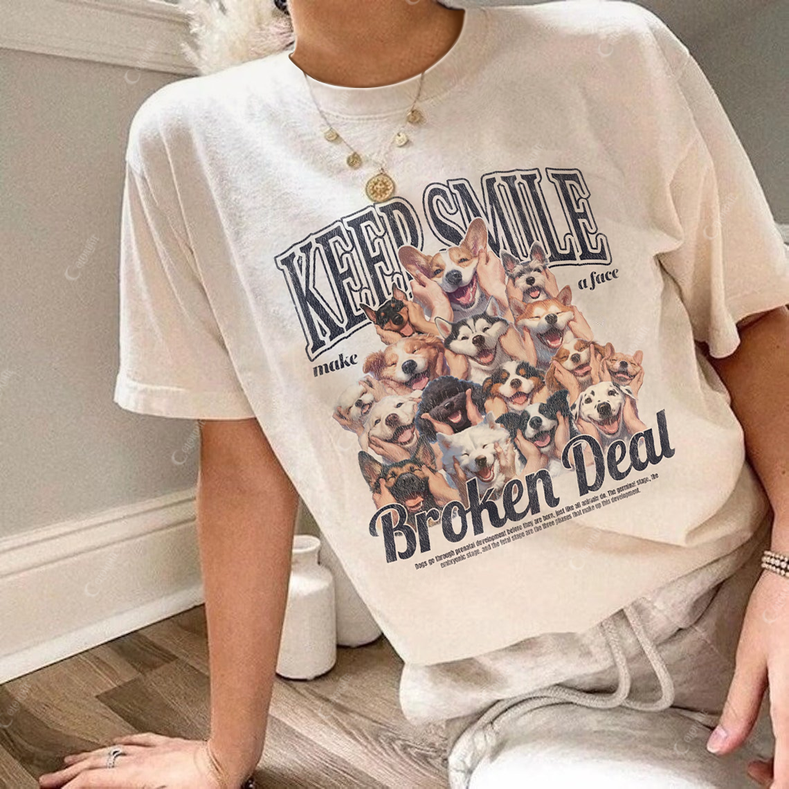 Colordate Women's Keep Smile Print Round Neck Short Sleeve Tee