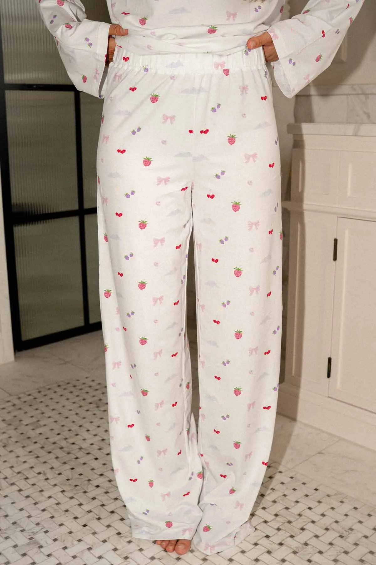 Girldreams Print White Pajama Cozy Sleep Set