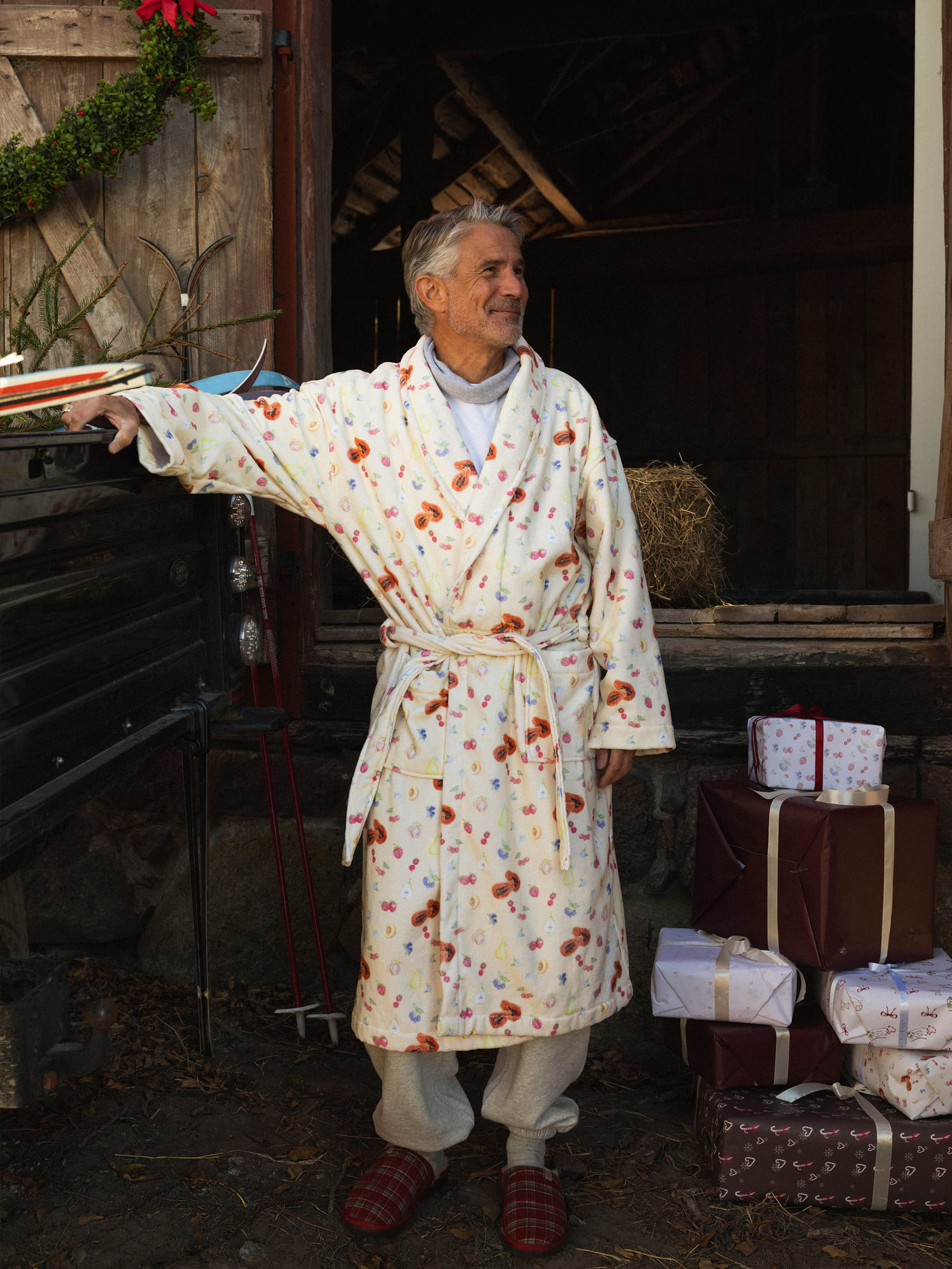 Variety of Fruits Yellow Robe 