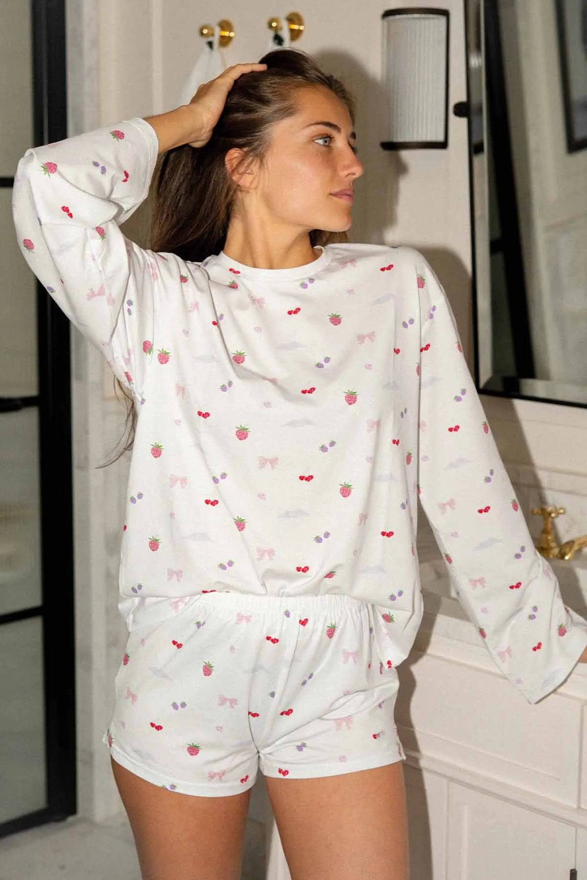 Girldreams Print White Pajama Cozy Sleep Set