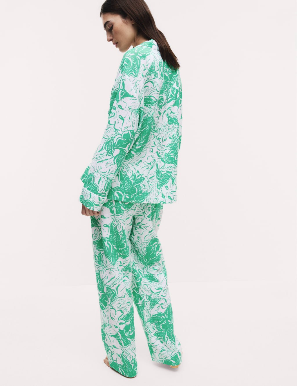 Cool Comfort Green Floral Printed Pyjama Set