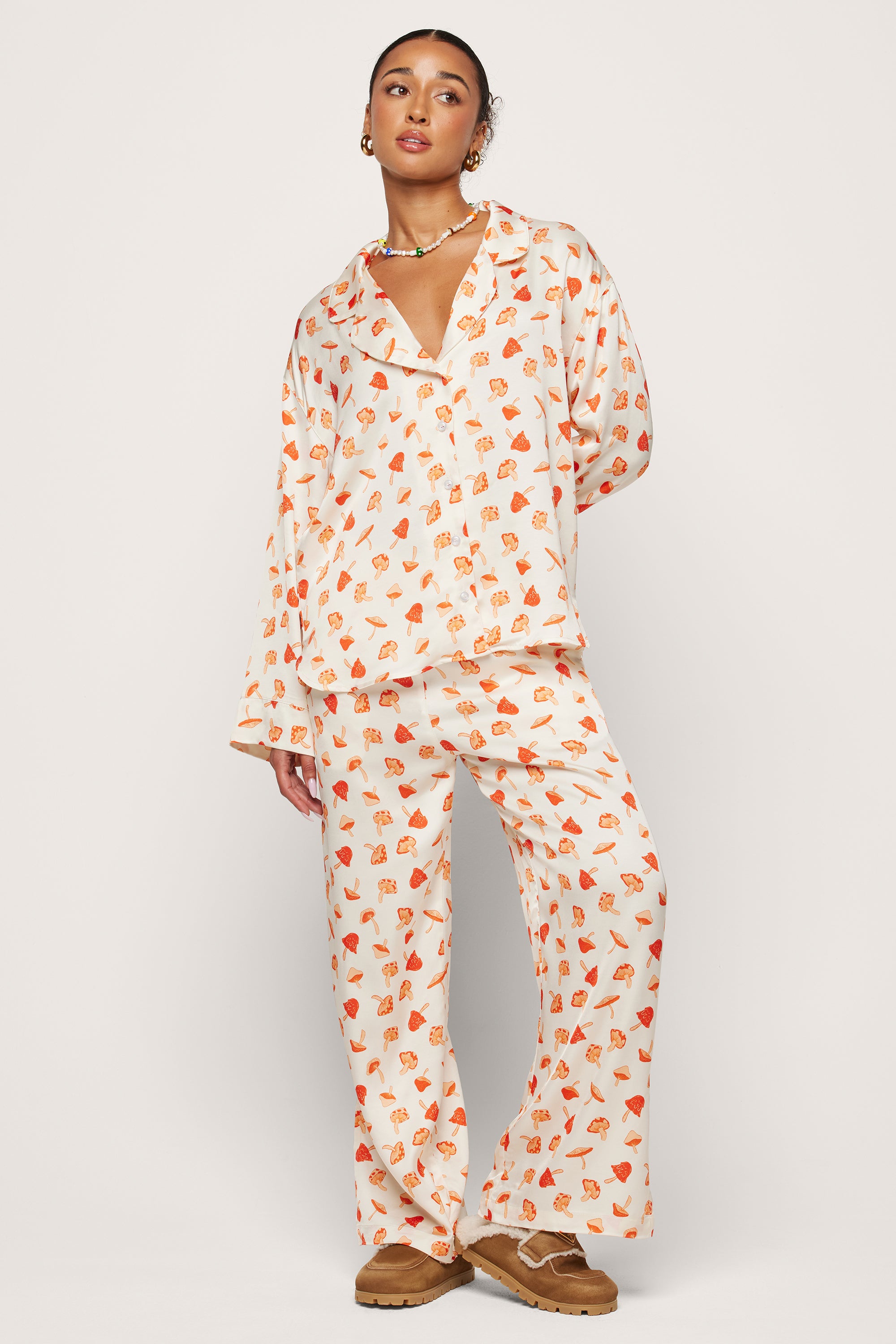Shrooms Print Long Sleeve Pajama Set 