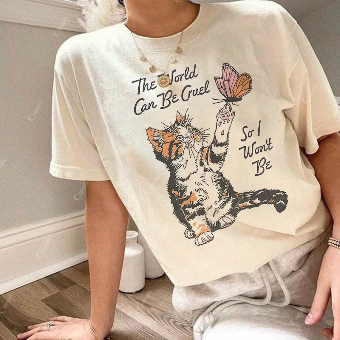 Women's  Kitten & Butterfly Print Round Neck Short Sleeve Tee