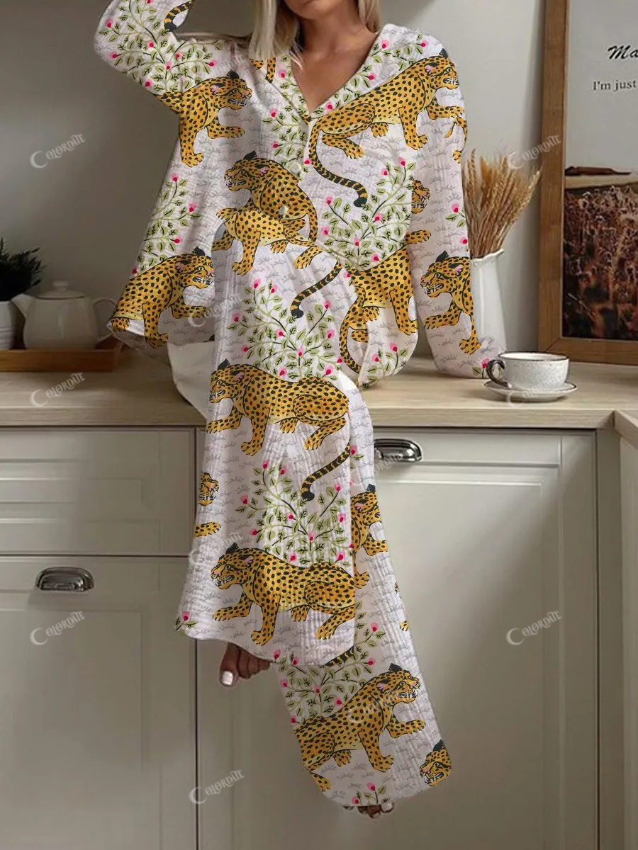 Women's Light Pink Fun Animal Art Flower Print Home Long Sleeve Suit
