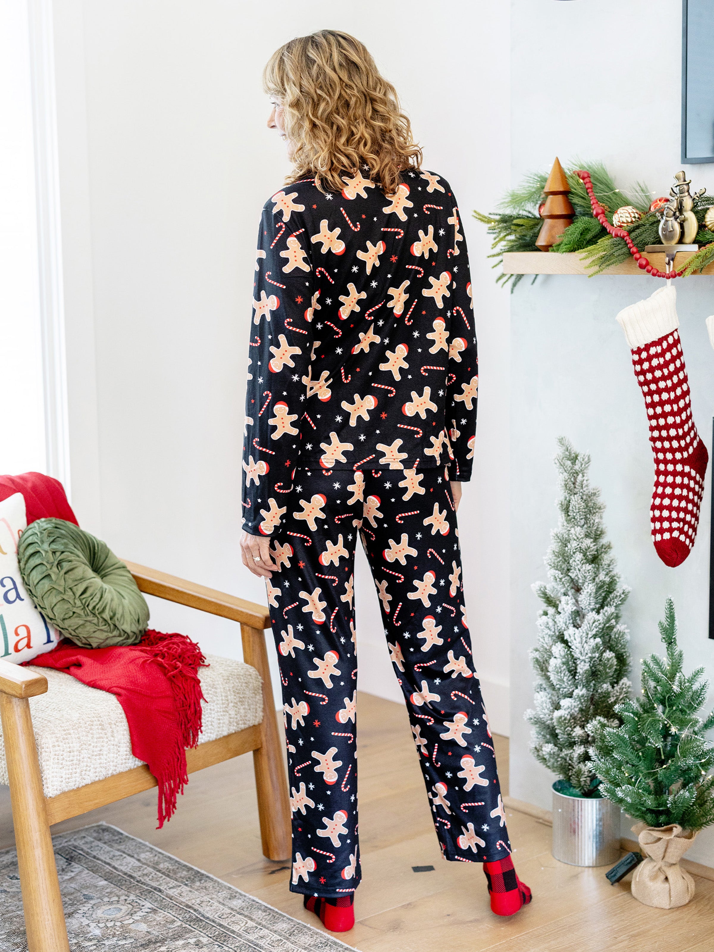 Christmas Matching Family Pajamas Set Gingerbread Print Black PJS